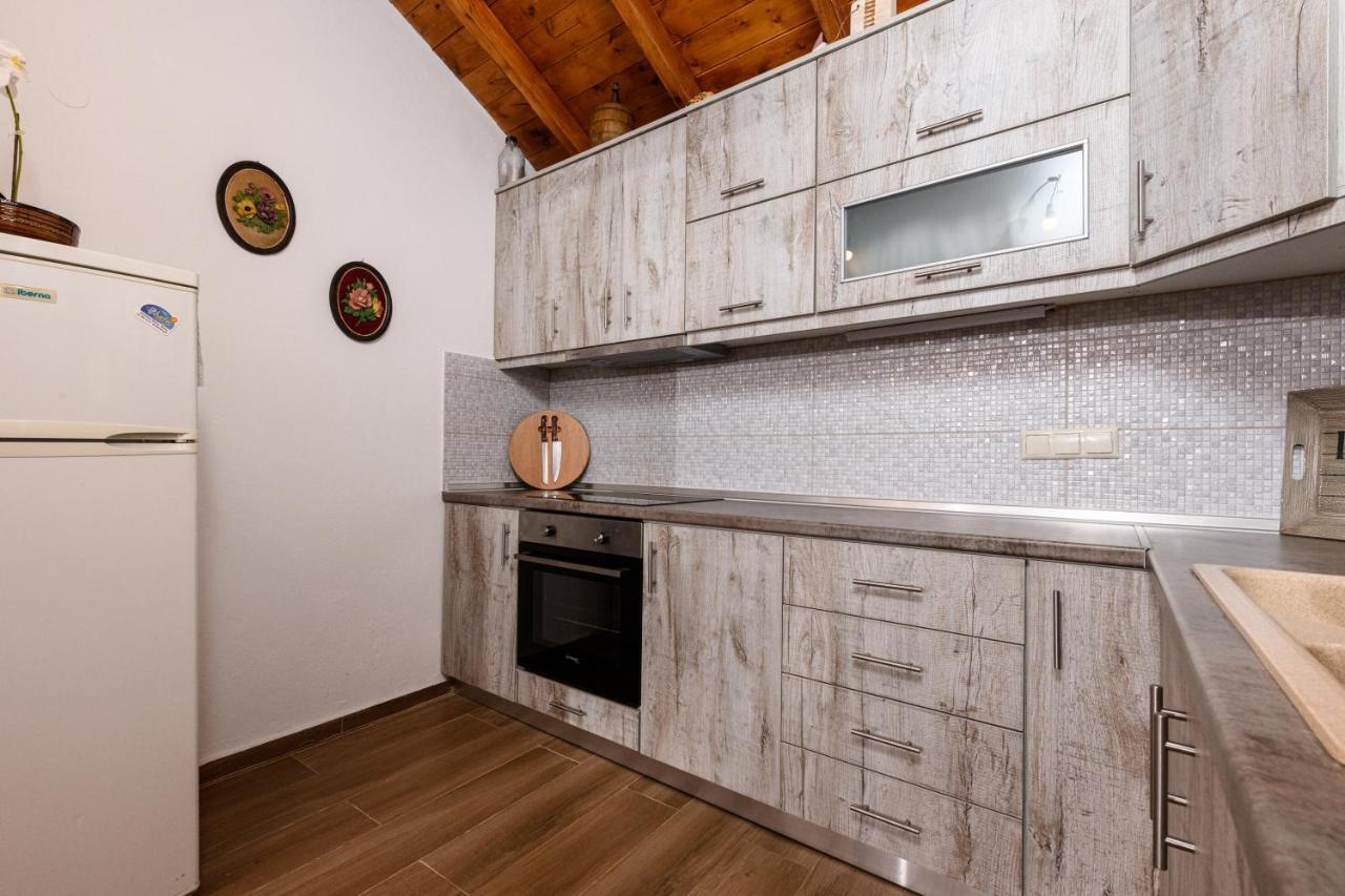 Villa Suzana Mikros Prinos 外观 照片